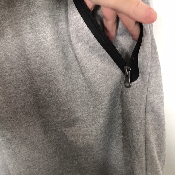 ORIGINAL DELUX SHORTS WITH ZIPPER POCKETS SIZE LARGE BLACK& GREY - Picture 4 of 7